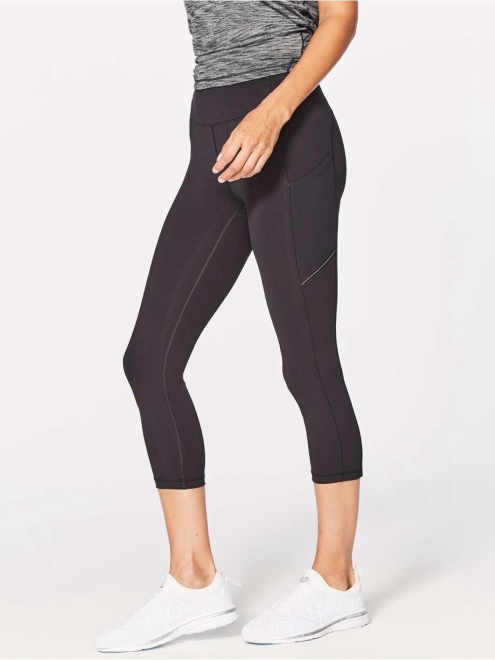 Lululemon Speed Up Crops size 0